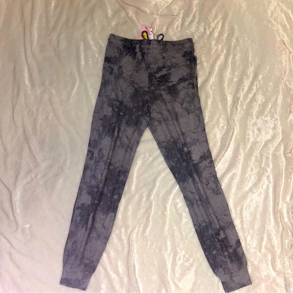 Fornia Women’s (S) Lounger Joggers, Grey/Black